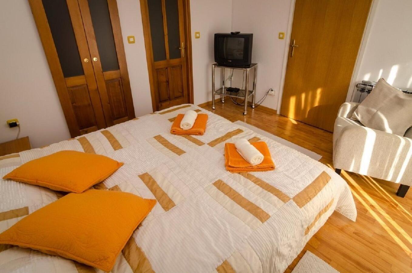 Holiday Home Old Town - Great Location Nin Exteriör bild