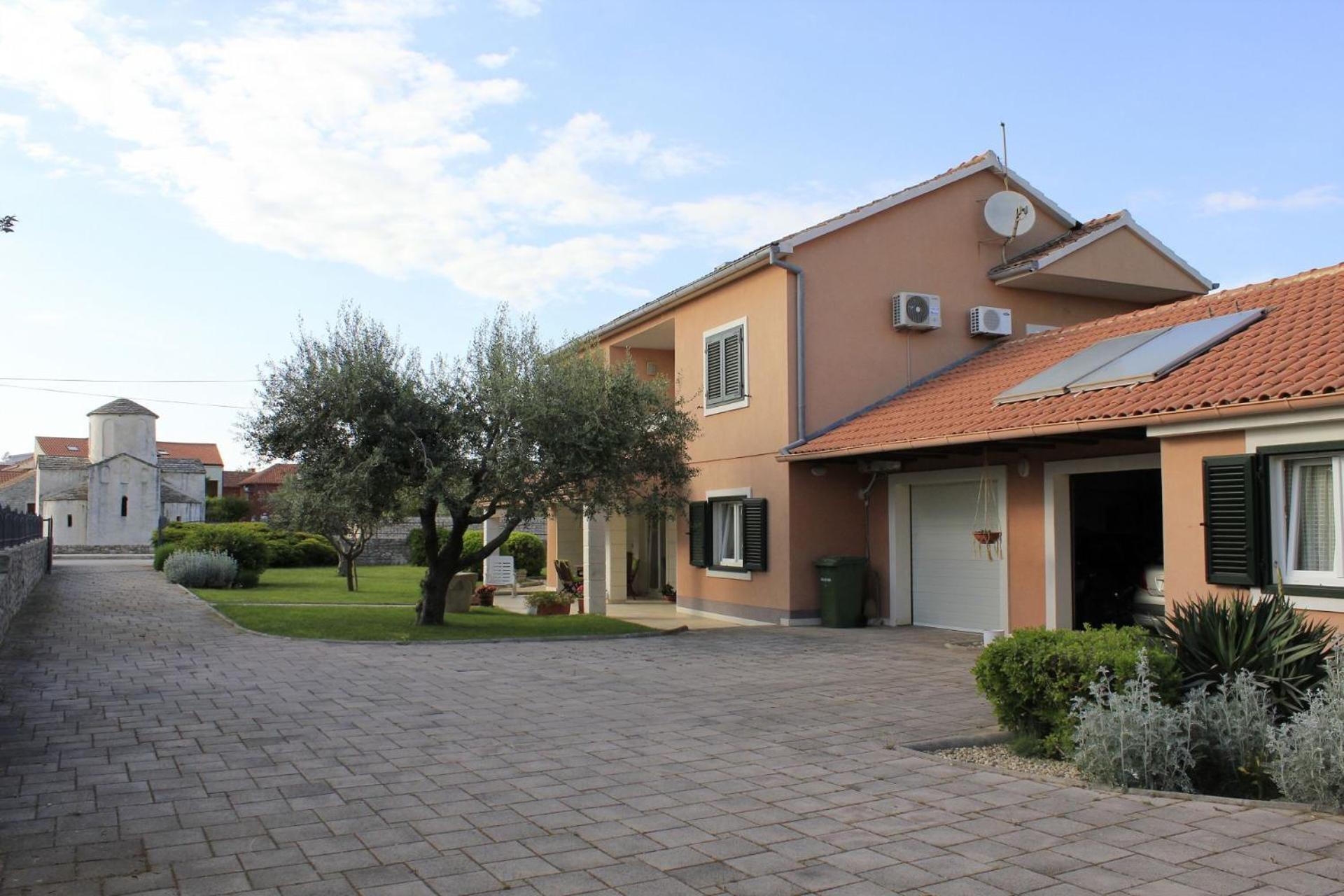 Holiday Home Old Town - Great Location Nin Exteriör bild